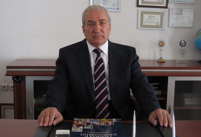 Nevzat Bice